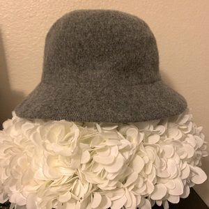 Liz Claiborne Gray Wool Hat